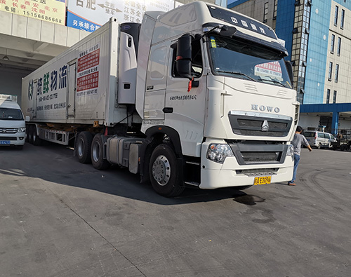 運輸車輛8